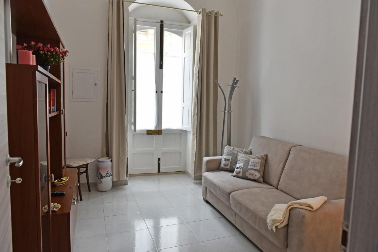 דירות נוטו Casa Contini Rosa מראה חיצוני תמונה