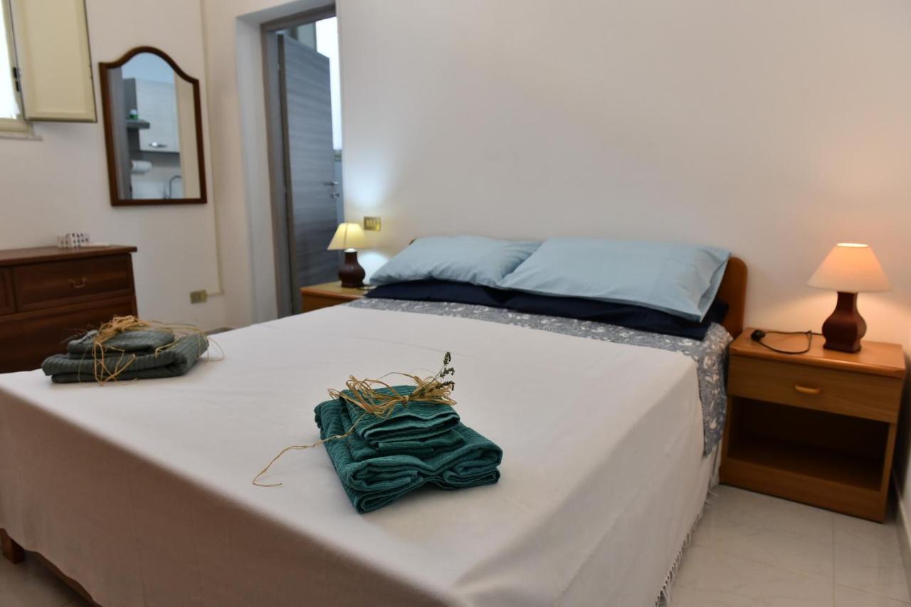 דירות נוטו Casa Contini Rosa מראה חיצוני תמונה